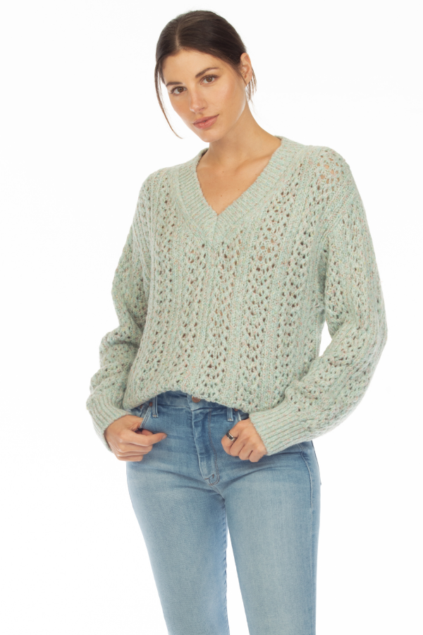 V-NECK LONG SLEEVE